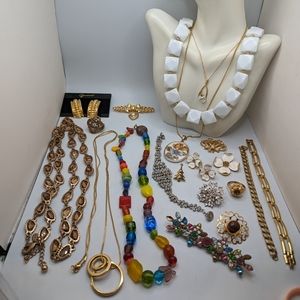 Vintage jewelry lot